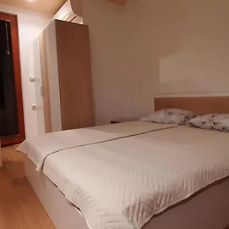 Apartment Riki 3 Near Bus Station Ohrid Room photo