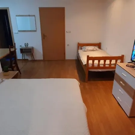 Apartment Riki 3 Near Bus Station Ohrid Room photo