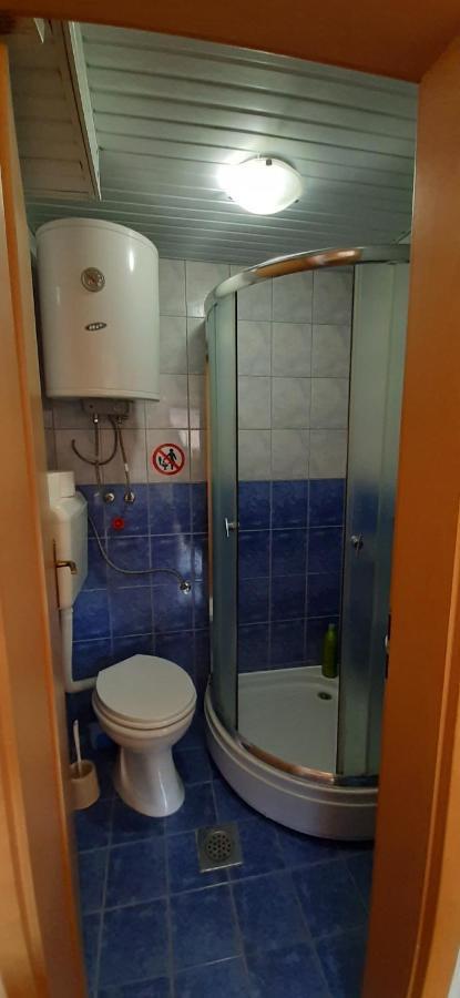 Riki 3 Near Bus Station * Ohrid