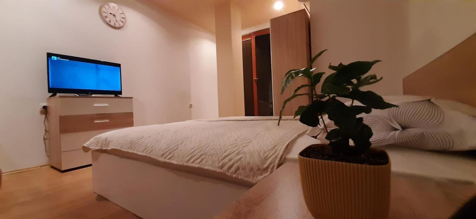 Riki 3 Near Bus Station Apartment *