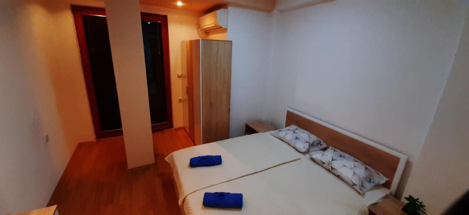 Riki 3 Near Bus Station Ohrid
